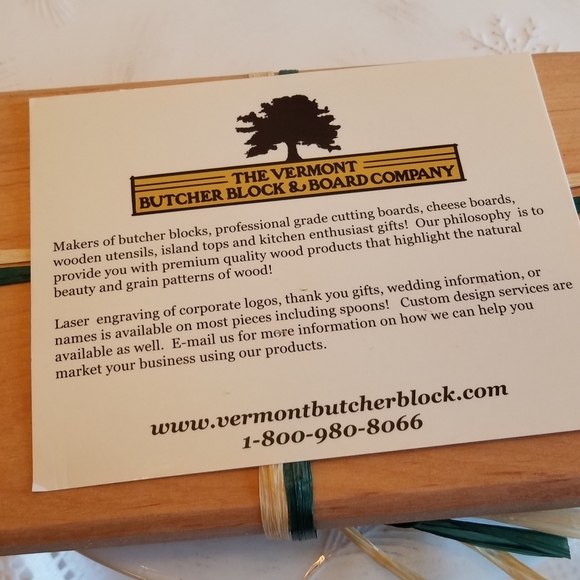 The Vermont Butcher Block Board  Cheese Carving Yellow Birch Wood - Picture 6 of 9
